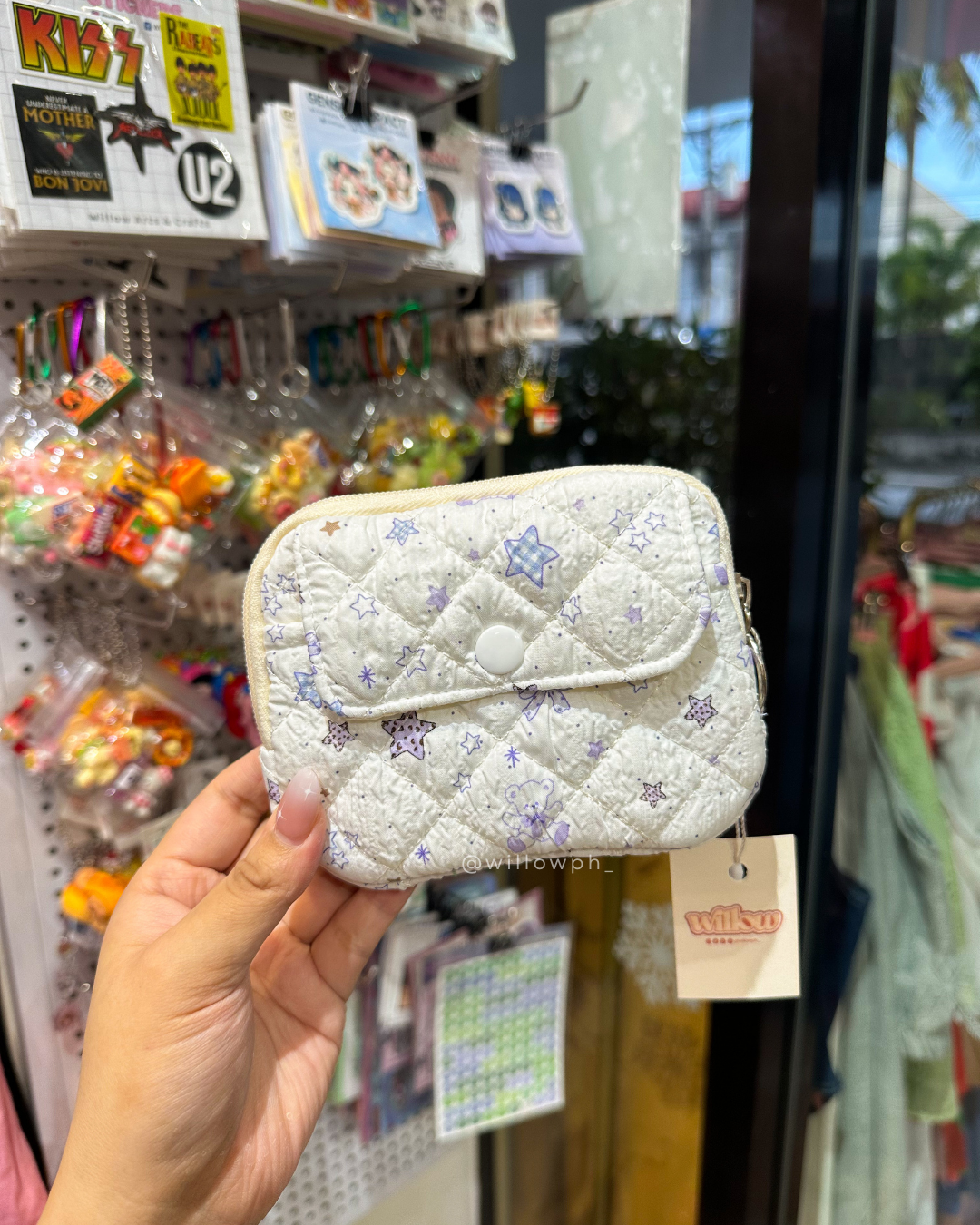 Dainty Pouch